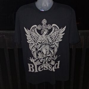 New LA FAMILIA Angle Blessed T Shirt Size XL